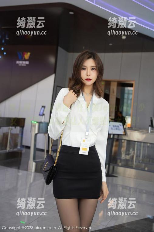 秀人网 - 人间绝色？任莹樱Jenny的“少女”美图，真的是让人不禁竖起大拇指！