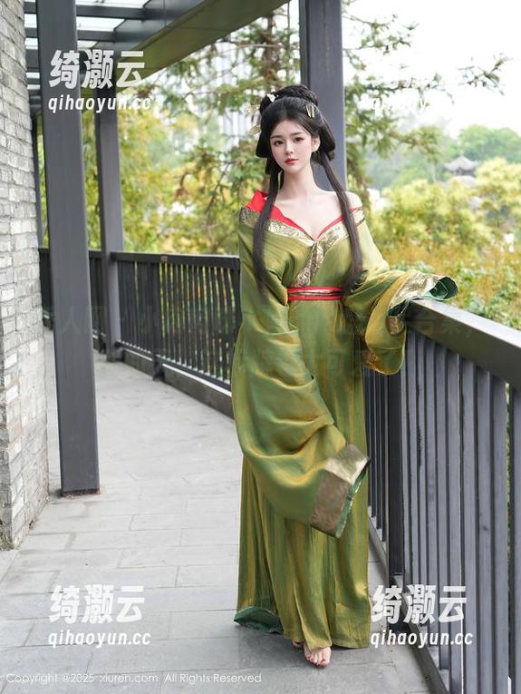 秀人网 - 小肉肉咪小姐的网盘裸足合集，我的天，这标牌也太可爱了！