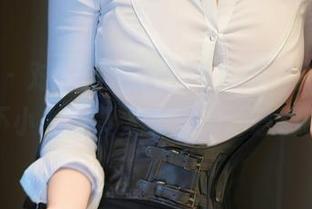 秀人网 – 对于抖娘利世的女孩，我在图库里不小心点赞太多，不好意思啊！