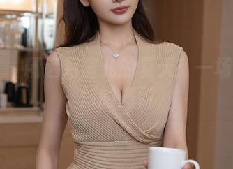 秀人网 – 精选月酱儿的夏天：一场没有计划的派对