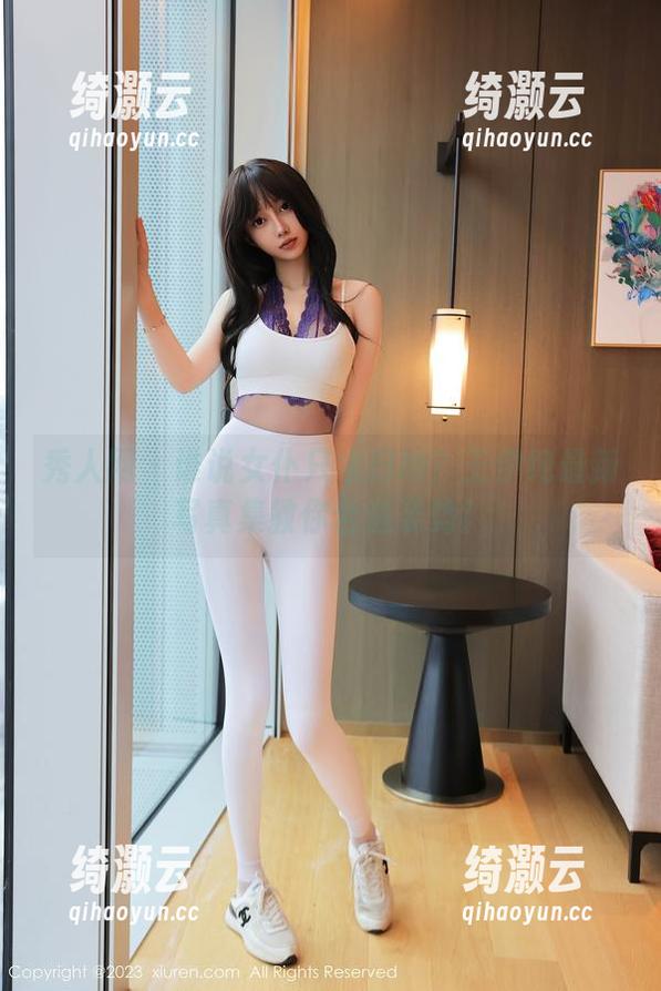 秀人网 - 谁说女仆只会扫地？王伊纯最新写真集教你合适姿势！