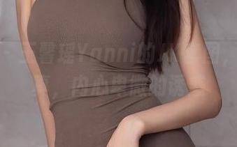 秀人网 – 王馨瑶Yanni的JK套图，外表纯真，内心卑微的诱惑