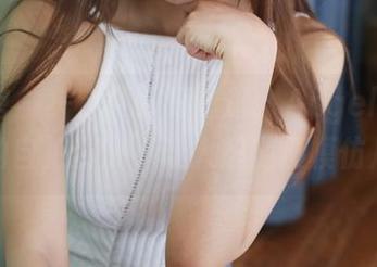 美媛馆 – 一定要好好逛逛，AngelaLee李玲的自拍资源，让人想随便模仿几张。