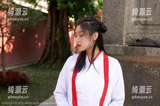 蜜桃社-美绪 蜜桃社 - 美绪的吊带合集更新,居然又添新花样了!