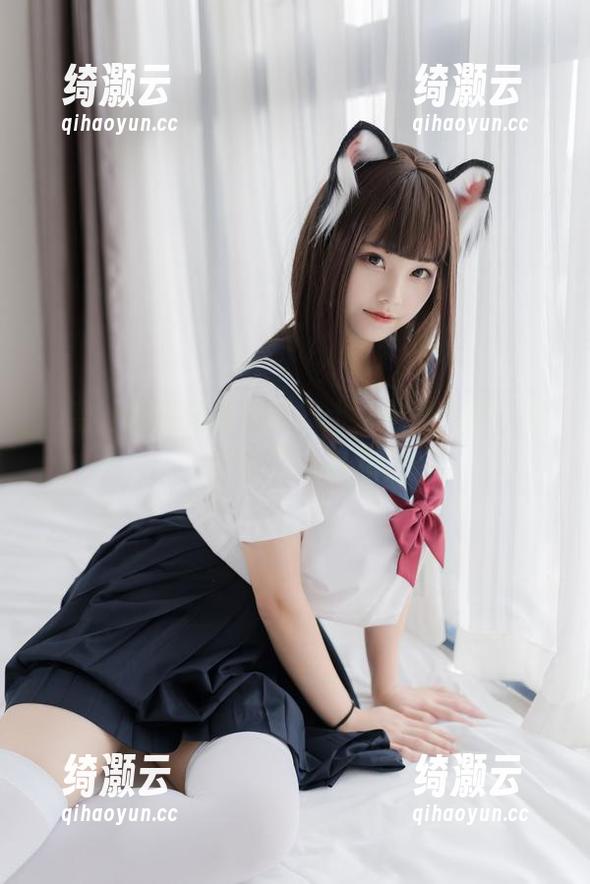 当蜜汁猫裘化身黑暗护士：这些写真没你想的那么般配