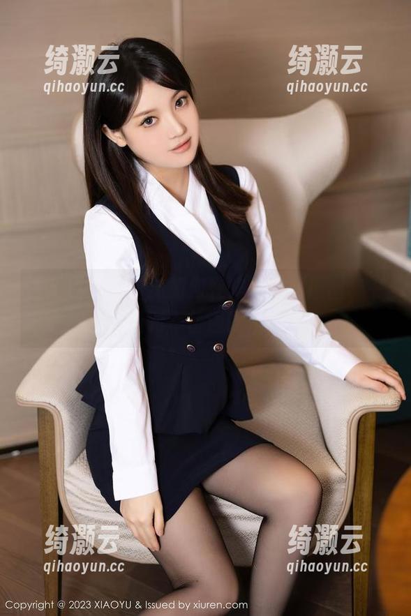 语画界 - 看言沫如何在户外翻转原图，一个绝对不普通的车模！