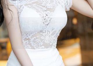 语画界 – 一窥泳池奇观，雅雯的图包这样分享更有意思