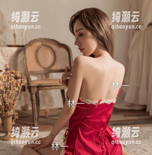微密圈 - 超辣的林一的“姐姐”又来了，最新的图片更新就像是一封无声的邀请，等你来读。