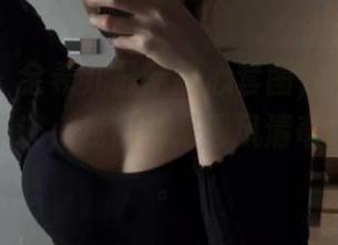 微密圈 – 金希儿最新甜心套图，看到这我不得不承认，我们都是画风清奇的追随者。