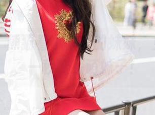 魅妍社 – 熊猫看小蕾蕾的妹妹，免费套图，一秒变身萌妹子！